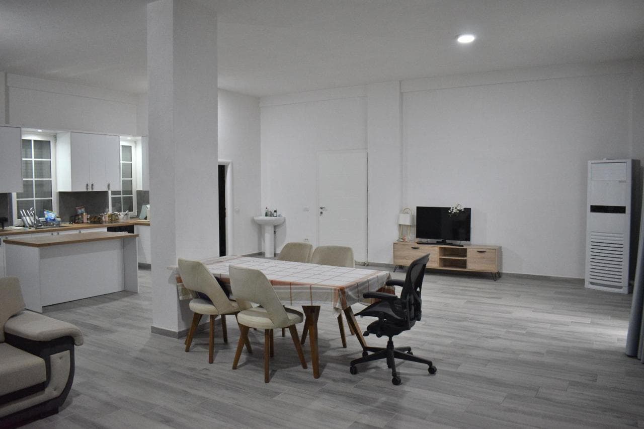 Penthouse 4+1+3+4 Me Qira në Paskuqan, Tiranë – 1500 € | 225 m² 4