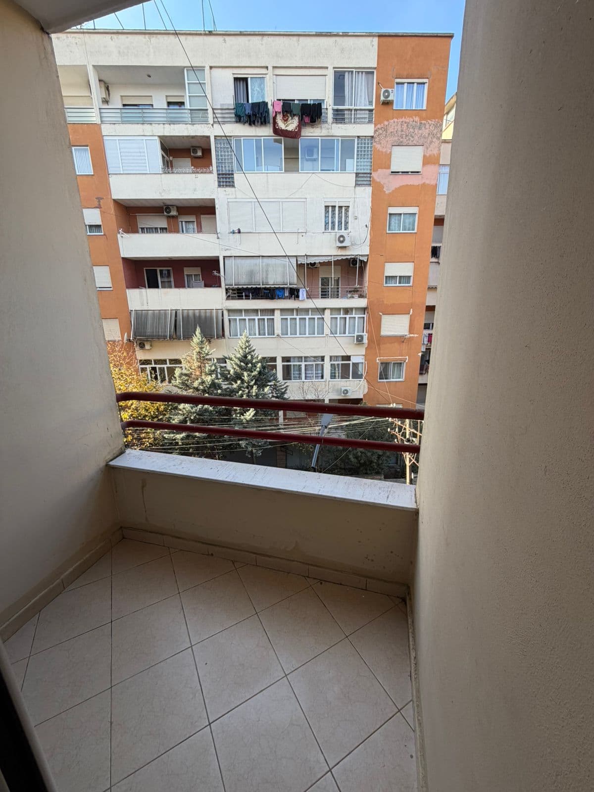 Shitet apartament 2+1 ne Fresk 4