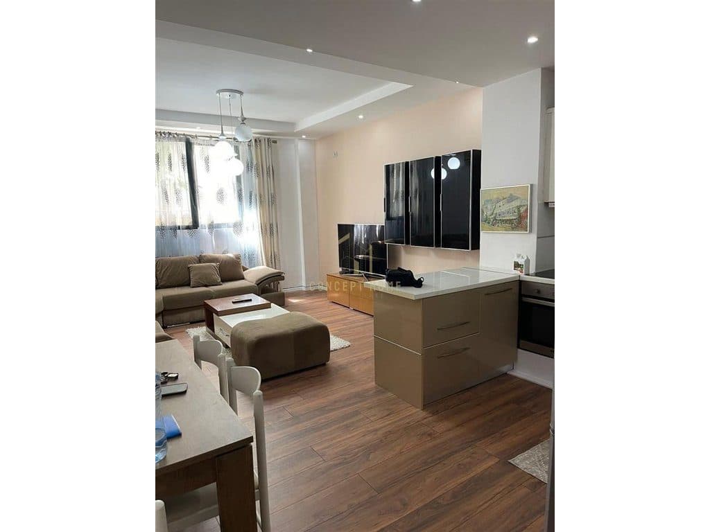 Jepet me qera apartament 2+1 tek Kodra e Diellit 2