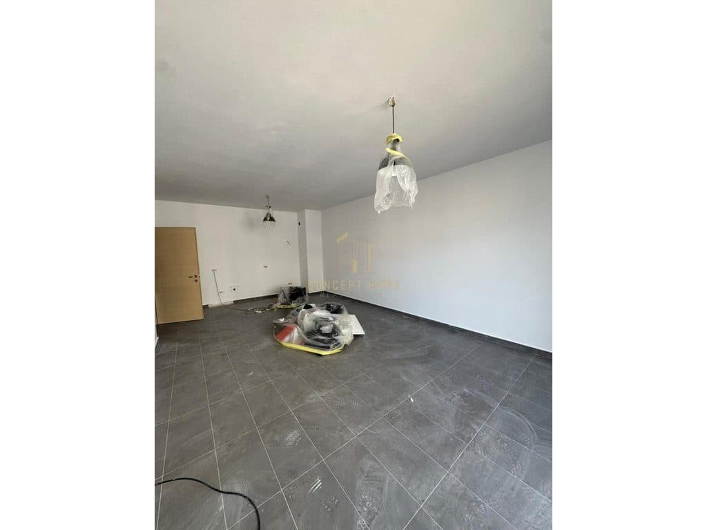 Shitet apartament 2+1 ne Kinostudio/15,675,000 Leke 4