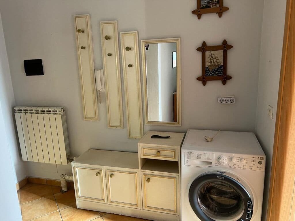 Jepet me qera Apartament 1+1 ne Astir 4