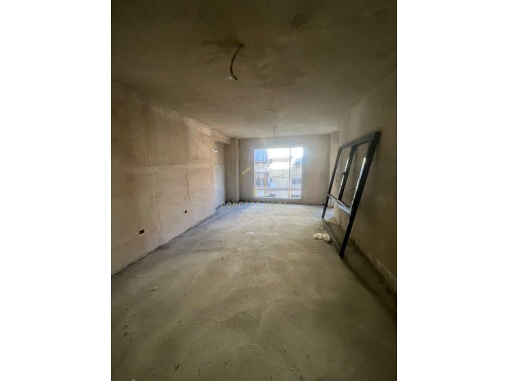 Shitet Apartament 2+1+2 ne Brryl 3