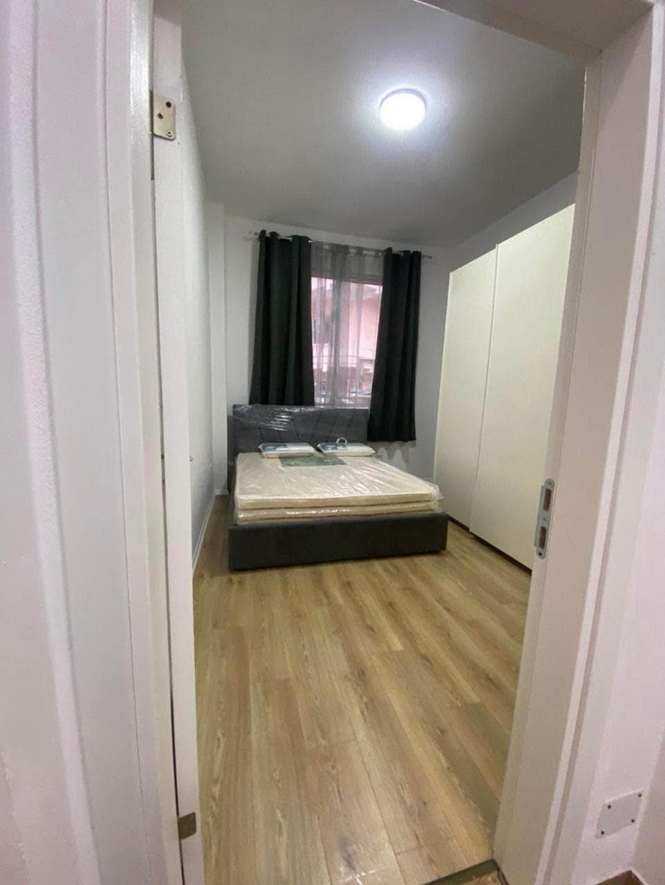 Jepet me qera shtepi private 2+1 ne Kombinat 3