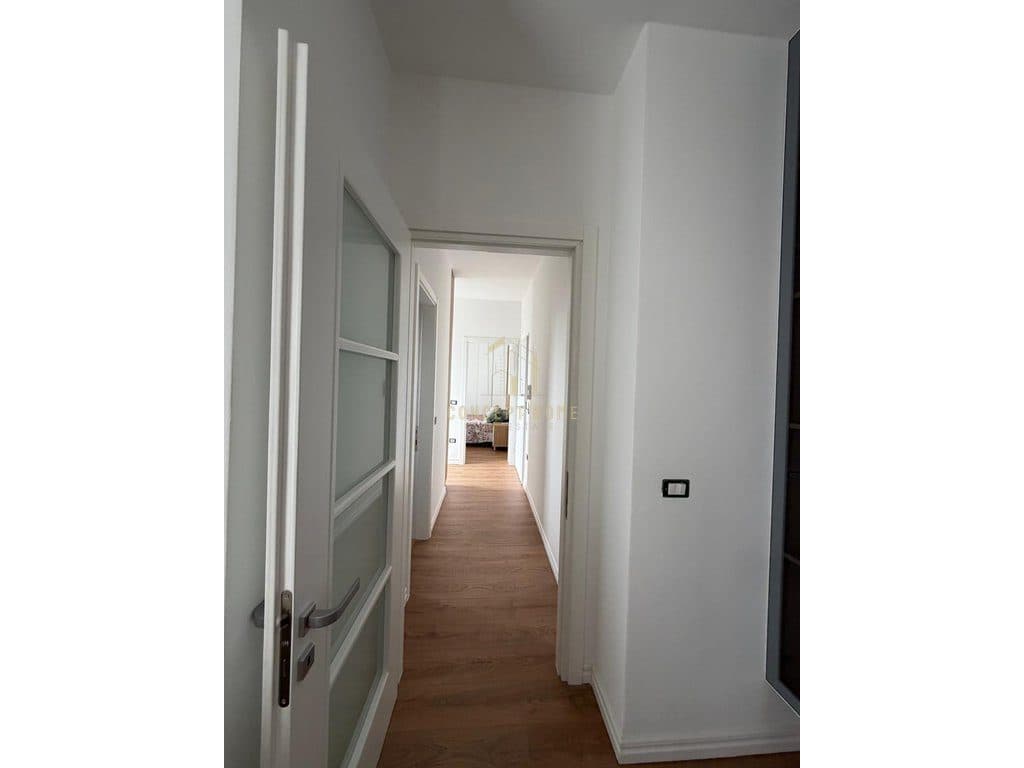 Jepet me qera apartament 1+1 Komuna Parisit 4