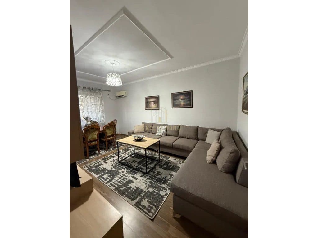 Apartament me qera 2+1 tek Don Bosko.