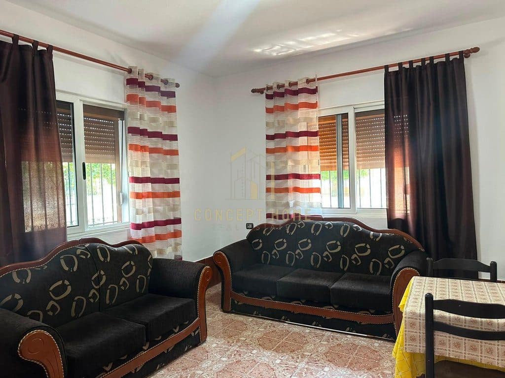 Jepet me qera apartament 2+1 tek 2