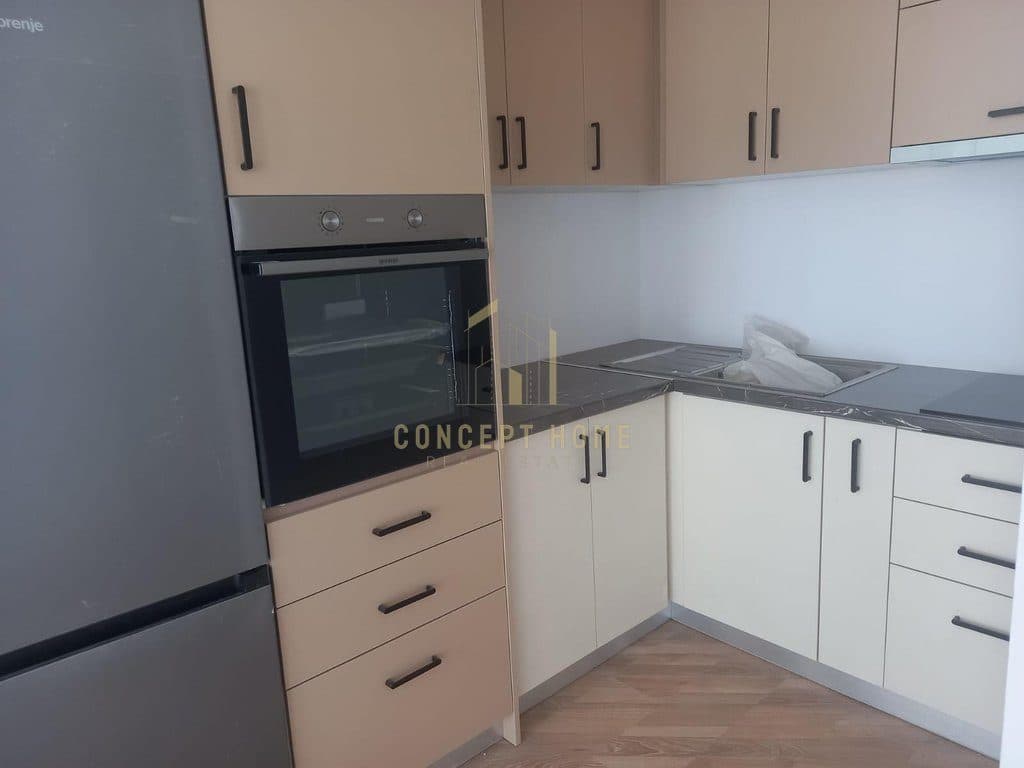 Jepet me qera Apartament 1+1 tek Univers City 1