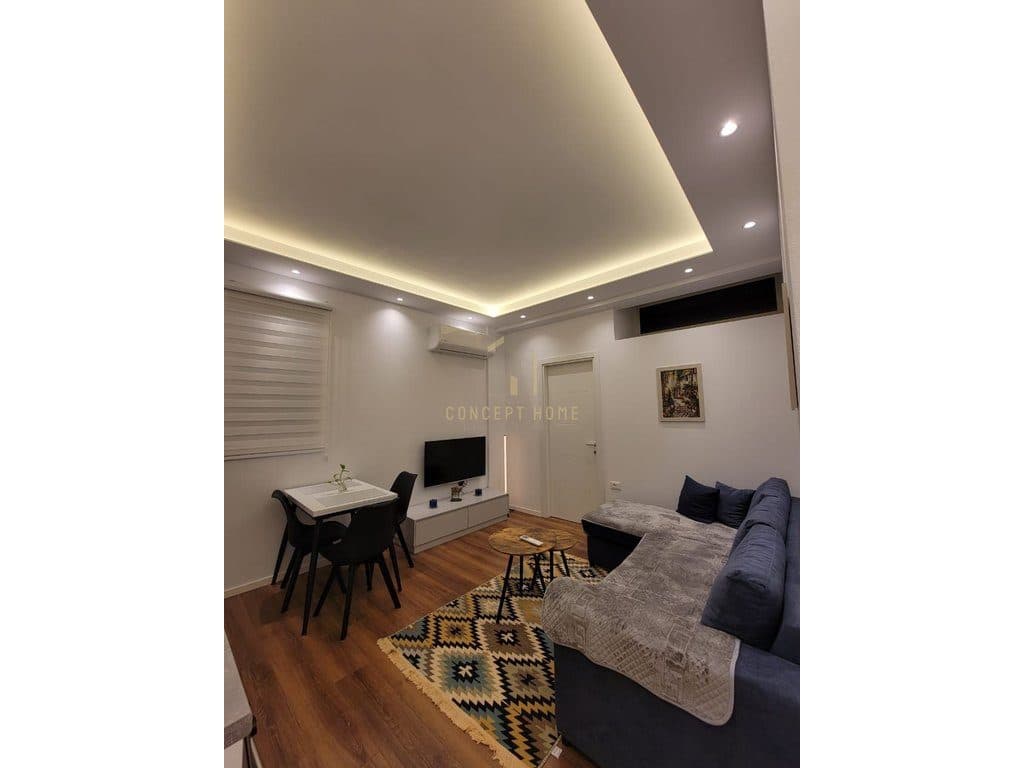 Jepet apartament me qera 1+1 tek