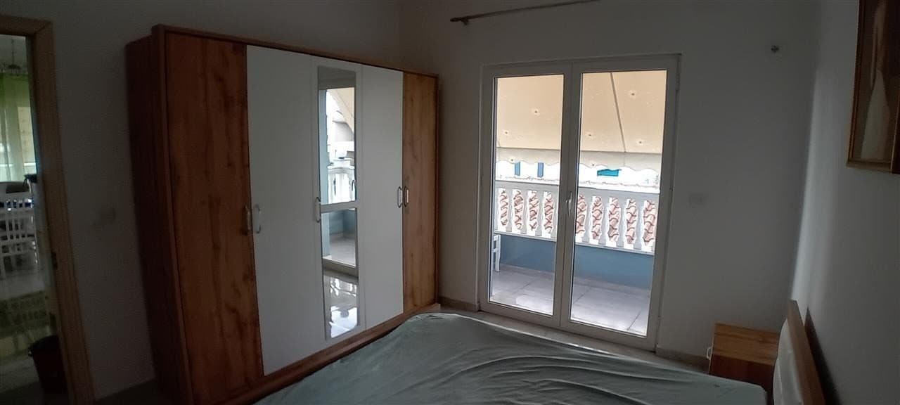 Jepet me qera Apartament 2+1: ne Insitut 4