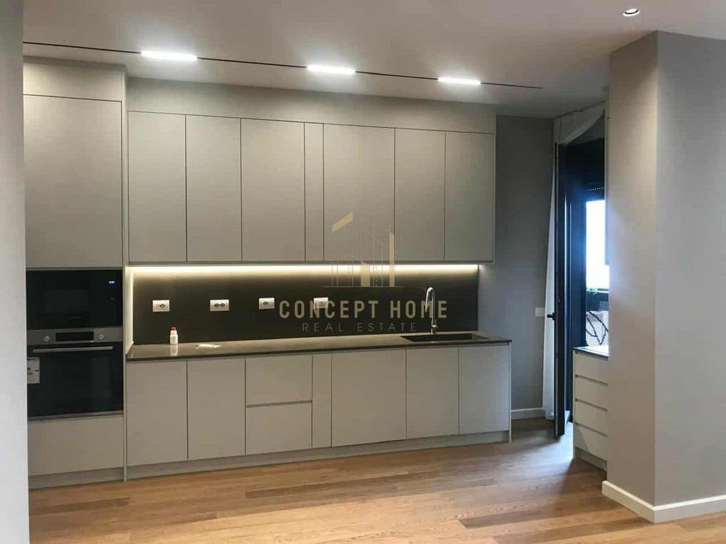 Apartament 2+1+2 Me Qira në Qendër të Tiranës - 2000€ | 98 m² 3