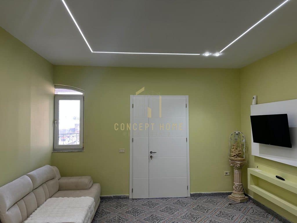 70,000 leke Jepet me qera Apartamenti 3+1 tek 4