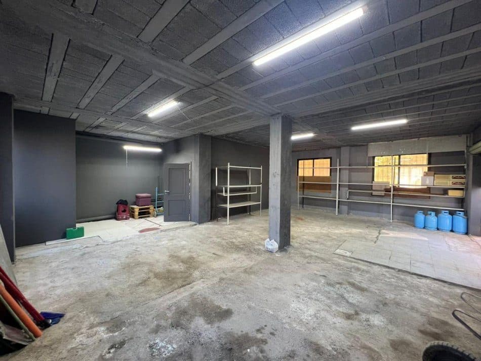 Ambient Me Qira në Laprakë, Tiranë - 650€ |