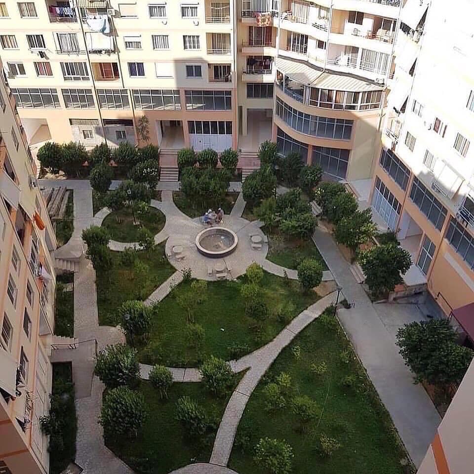 Ambient Komercial Për Shitje në Astir, Tiranë - 545 m²