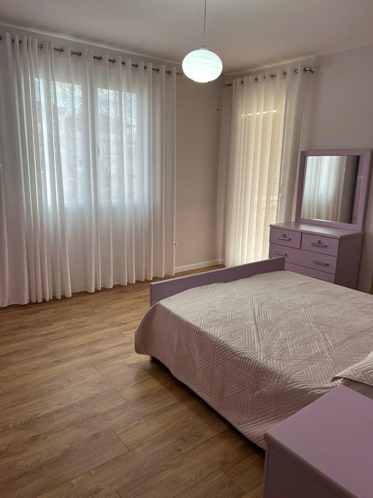 Apartament me qera 2+1+2 prane Fakultetit Ekonomik. 4
