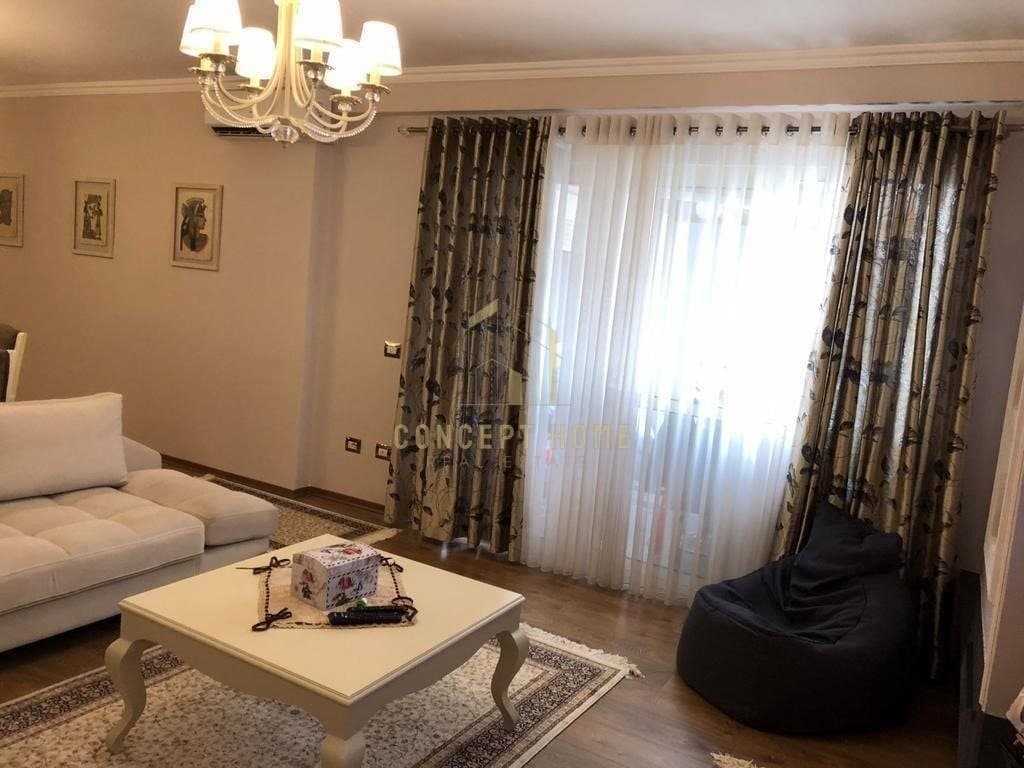 Shitet Apartament 2+1 ne Fresk 2