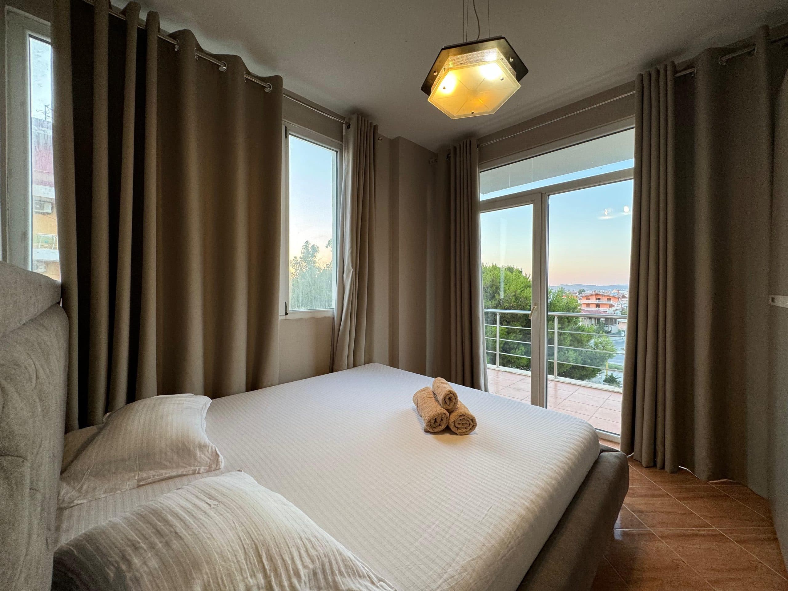 Shitet Apartament 2+1 Ne Vlore 2