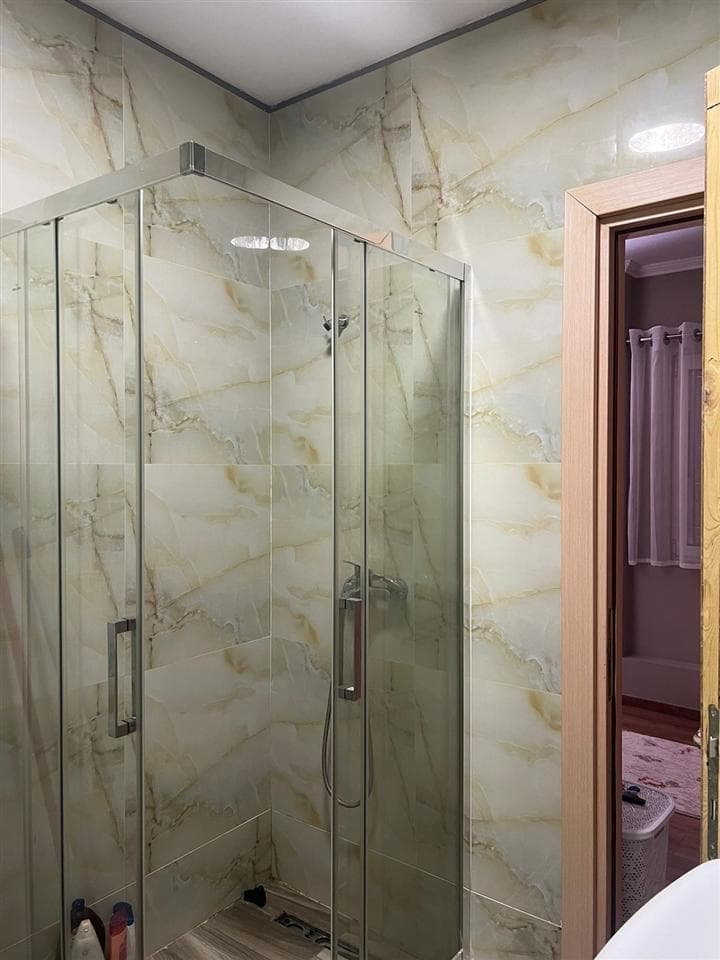 Jepet me qera apartament 2+1 ne Don Bosko