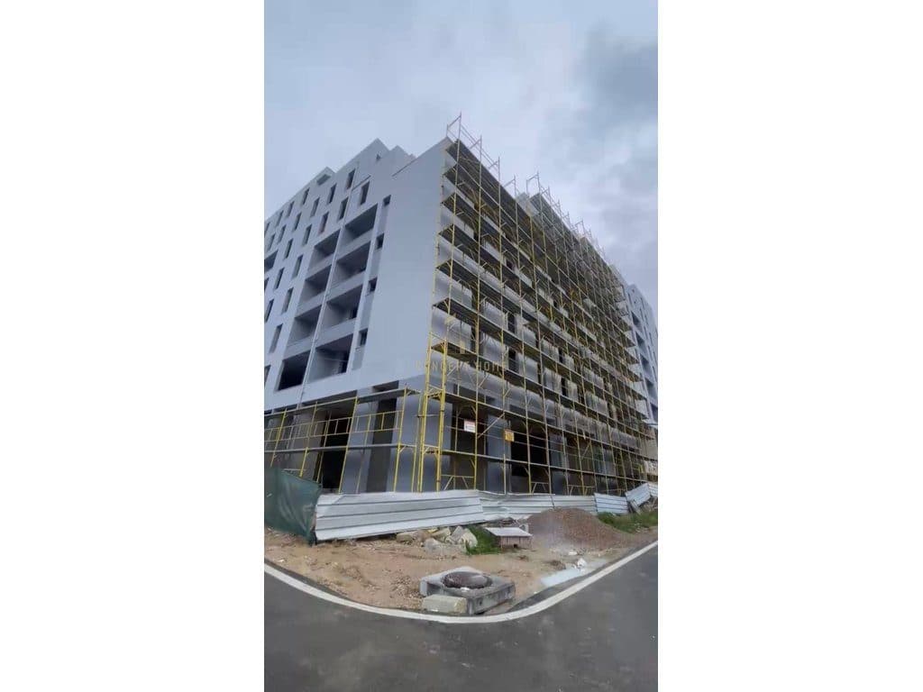 Shitet apartament 2+1 ne Ali Dem