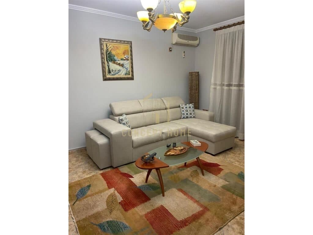 Apartament 2+1 me qira në Qender, Tiranë - 500€ |
