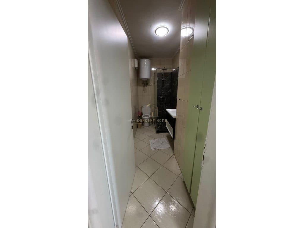 Jepet me qera apartament 2+1 tek Rruga elbasanit