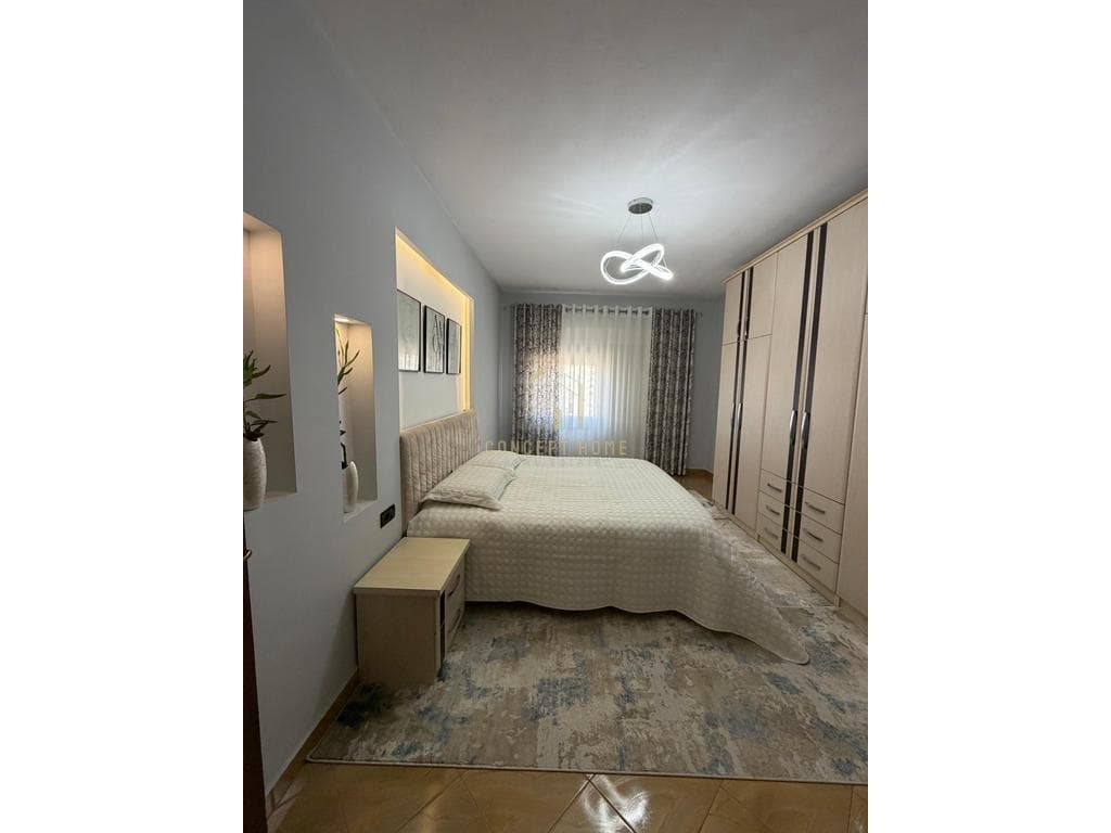 Jepet me qera apartament 2+1 ne Astir 4