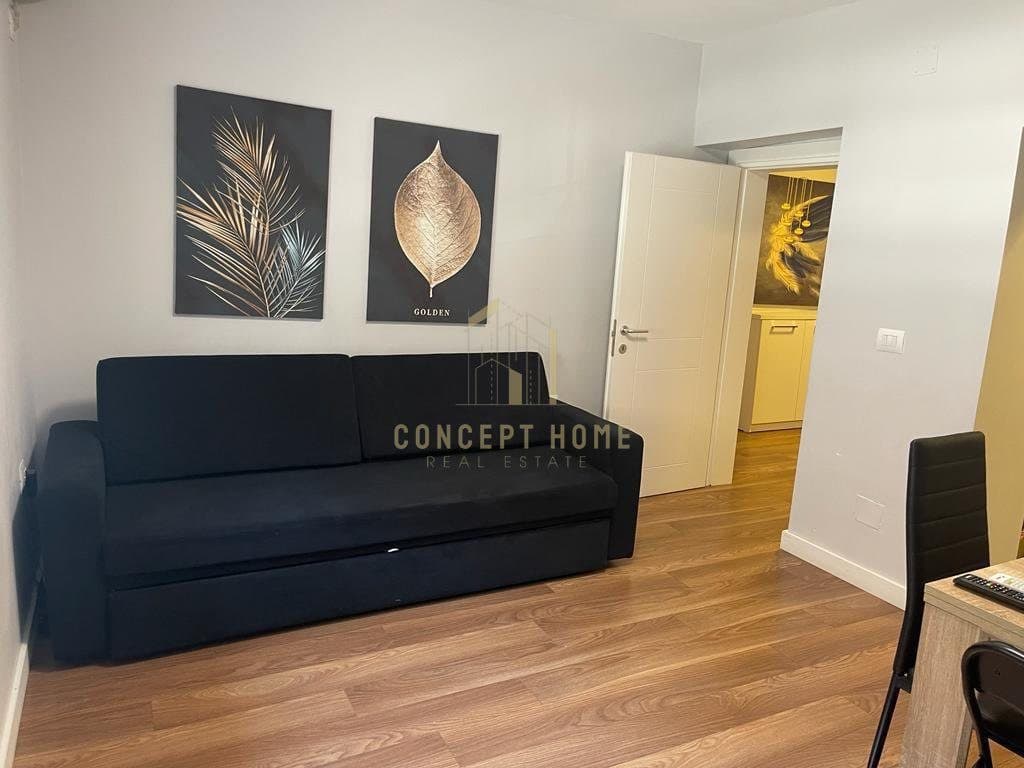 Jepet me qera Apartament 1+1 tek Stadiumi Dinamo