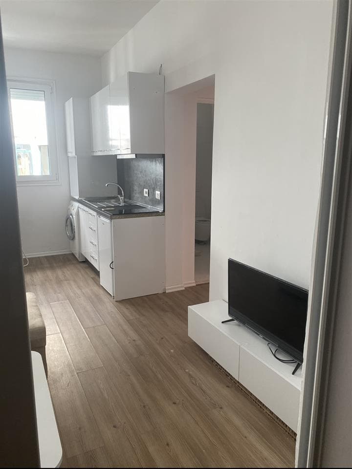 Apartament 1+1 në Shitje në Sheshi Willson, Tiranë - 126000€ | 45 m² 2