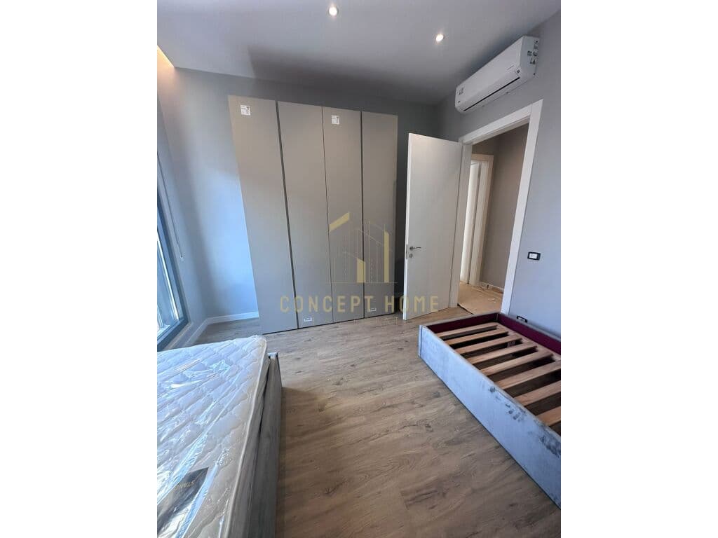 Jepet me qera Apartament 2+1+2+ parkim tek Kompleksi Delijorgj-1300 eur