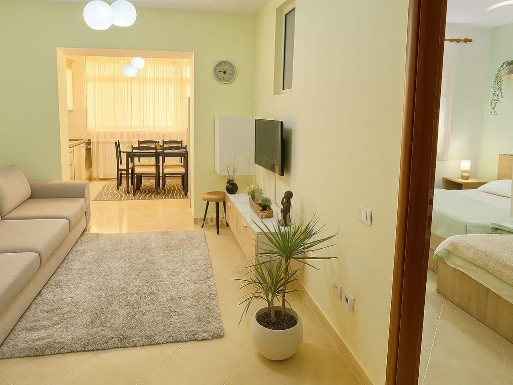 Jepet me qera apartament 2+1 ne Qender