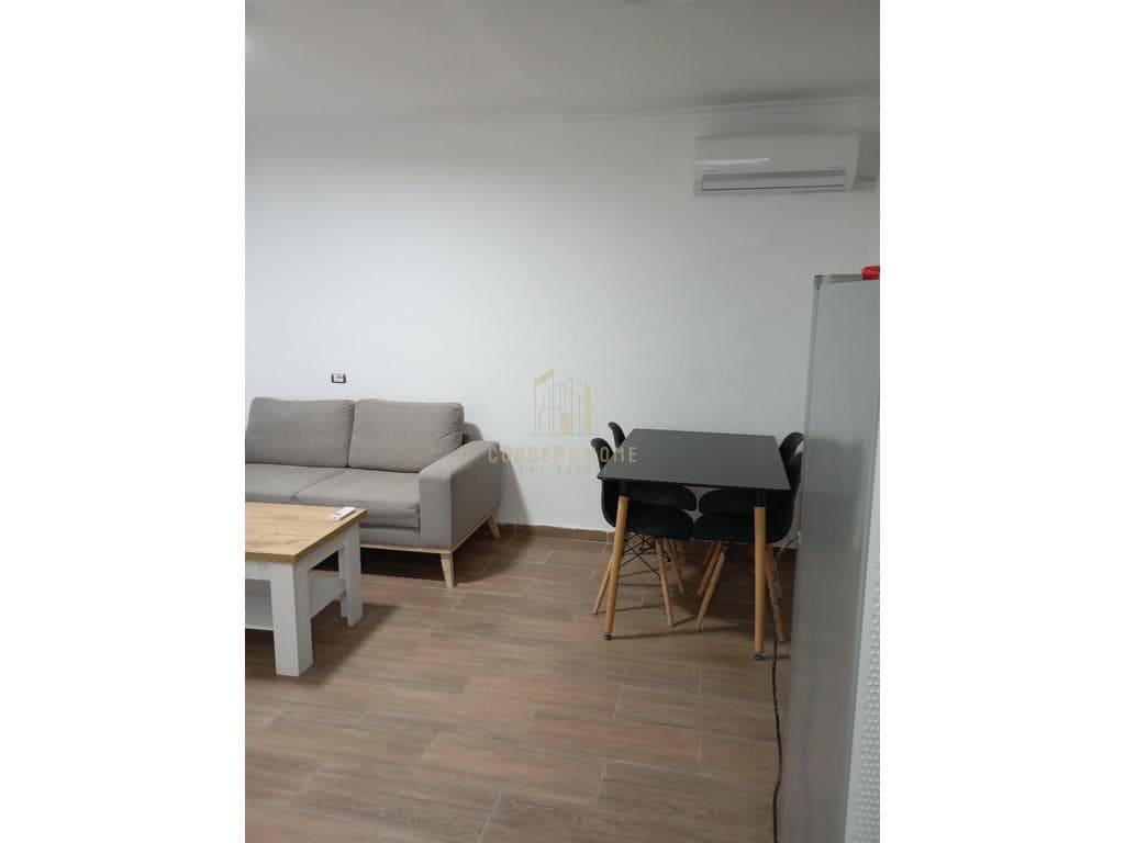 Apartament 1+1 me qera Materniteti i Ri