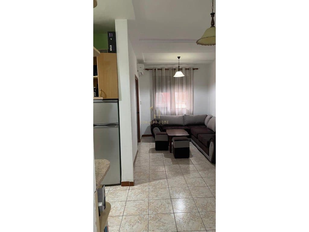 Shitet apartament 1+1 ne Myslm SHyr/Cmimi: 150 milion 3