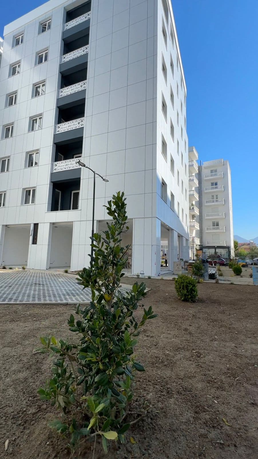 Apartament 1+1+Verande Për Shitje në Kamëz, - 72,711€ | 73.09 m² + 15.40 m2 Verande 2