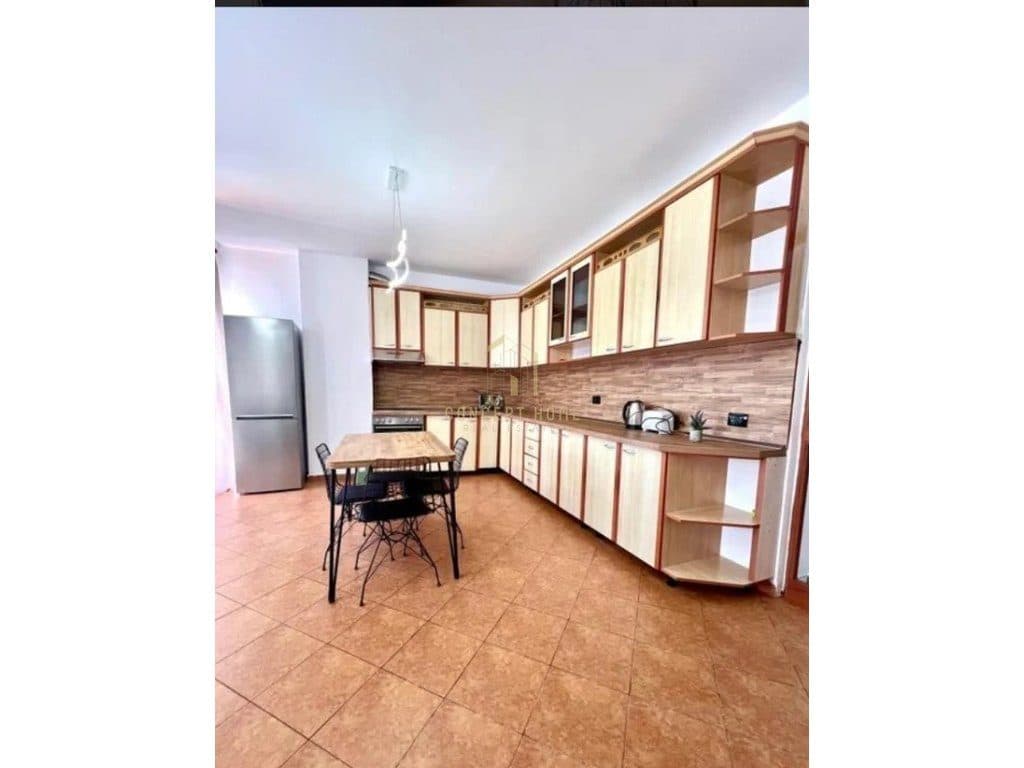 Jepet me qera apartament 2+1 ne Don Bosko. 2