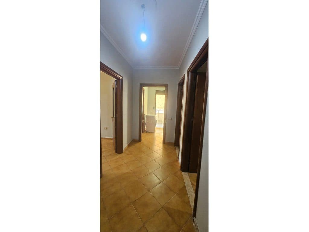 Jepet me qera apartament 2+1 ne Fresk