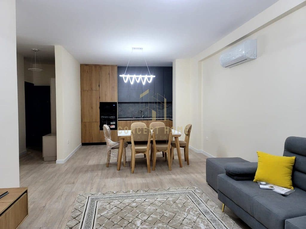 Jepet me qera apartment 2+1 +Verand tek Liqeni i thate 2