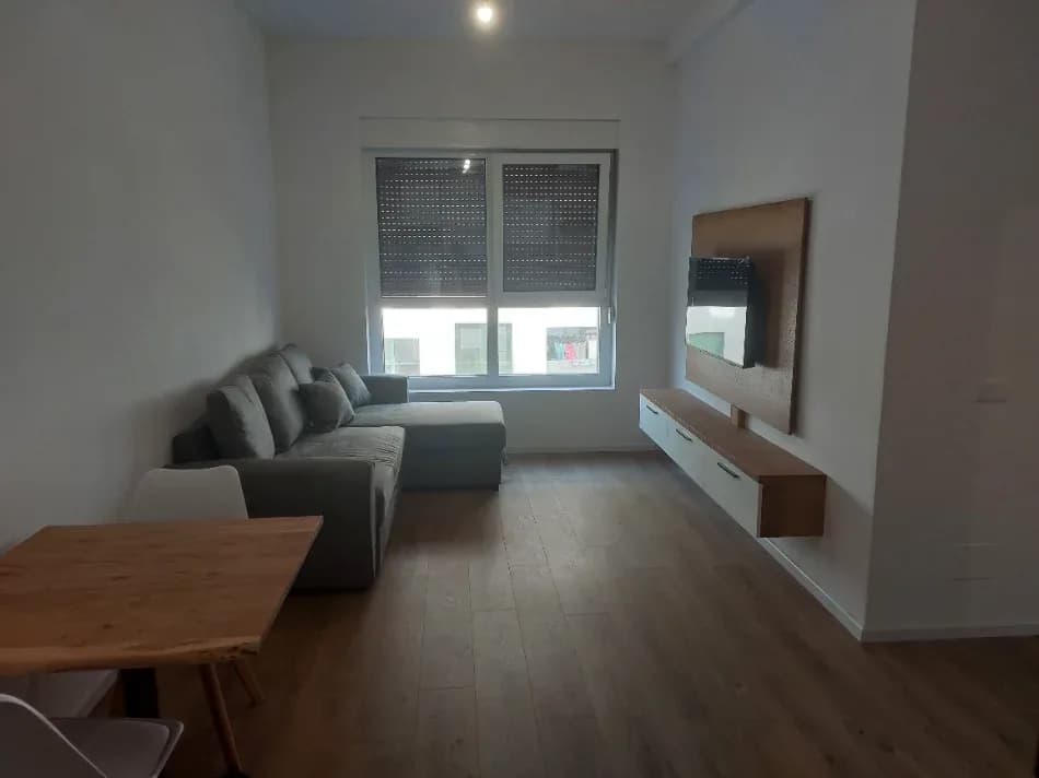 Apartament me qera 2+1 ne Ali Dem.