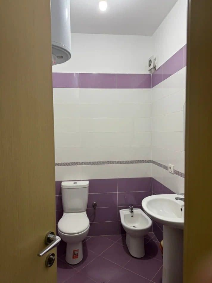 Shitet apartament 2+1 ne Babrru prane Unazes se Madhe 4
