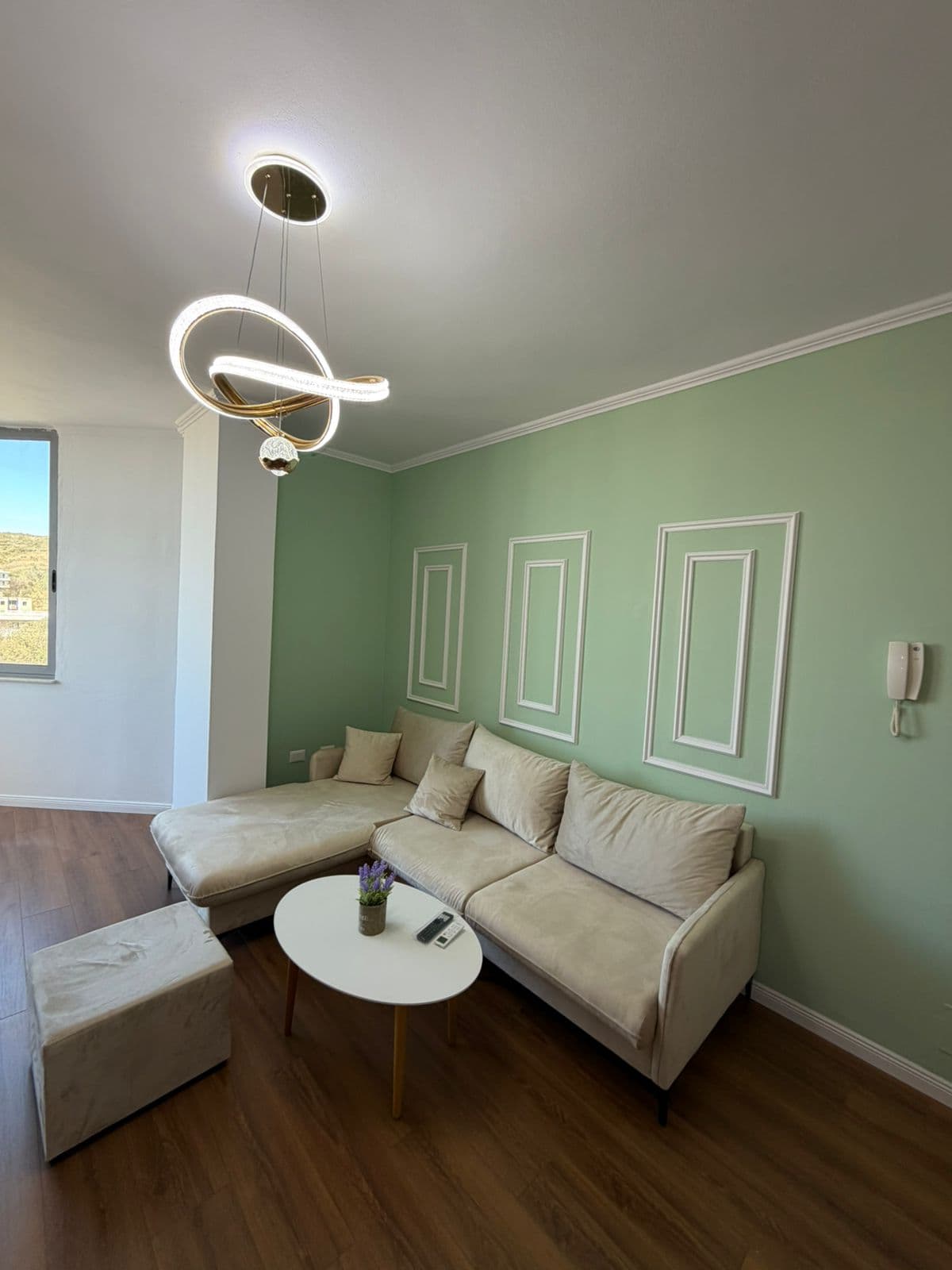 Shitet apartament 2+1 tek Shkembi i Kavajes, Durres.
