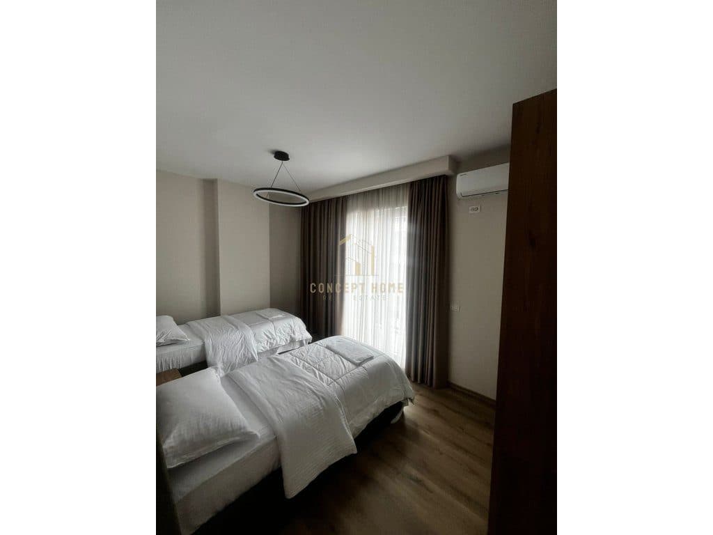 Shitet Apartament 2+1 ne Kamez 3