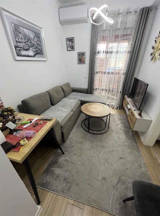Jepet me qera apartament 1+1 ne Ali Dem (Mangalem)
