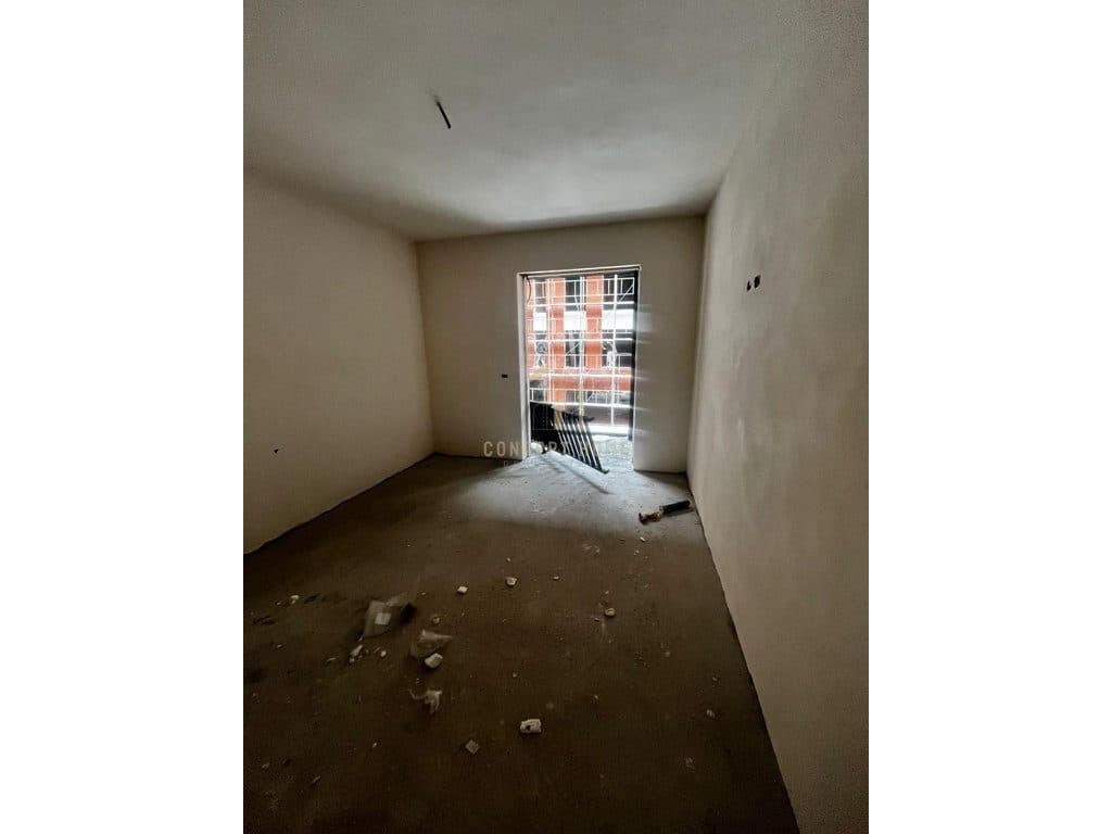 Shitet apartament 2+1+2 ne Paksuqan ( Unaza e Madhe ) 3