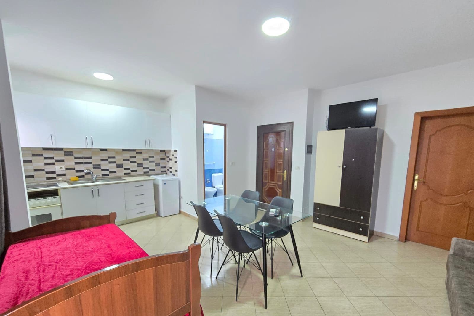 Jepet me qera apartament 1+1 Tek Oxhaku 3