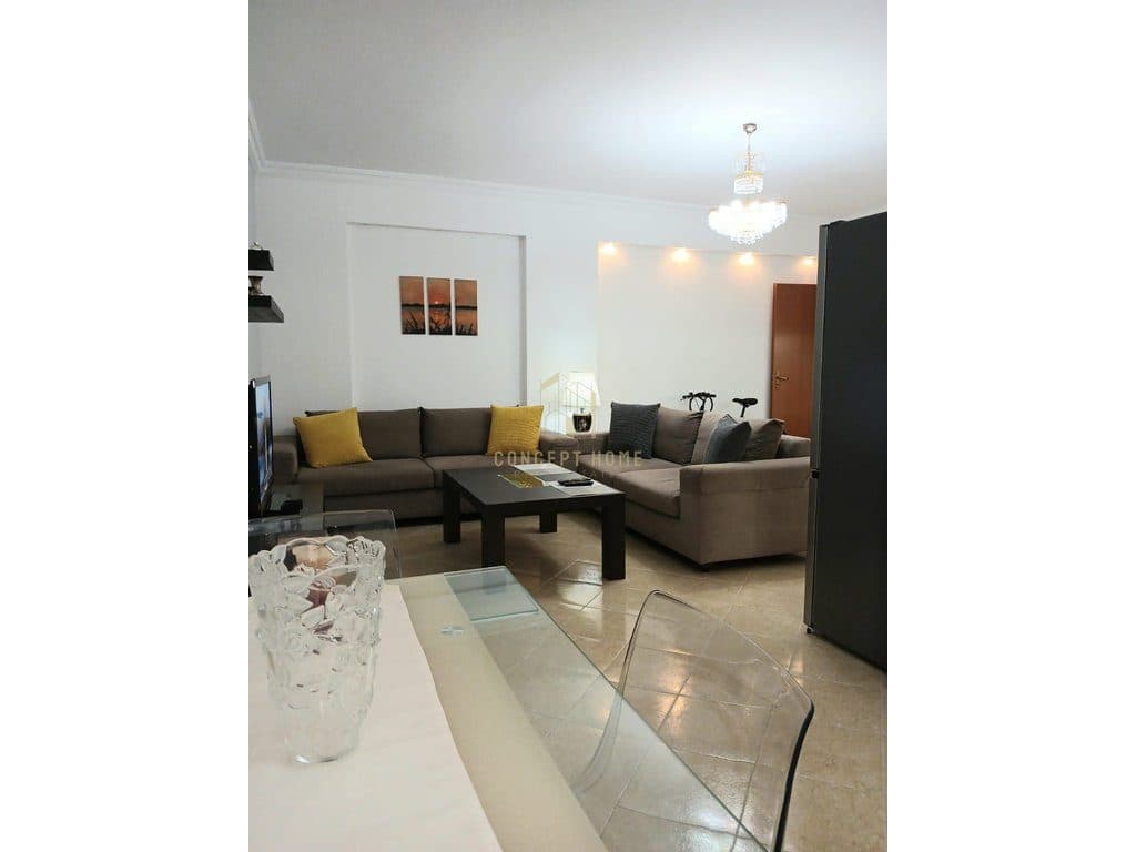 Apartament 2+1 Me Qira në Fresk, Tirana - 520€ | 97 m²
