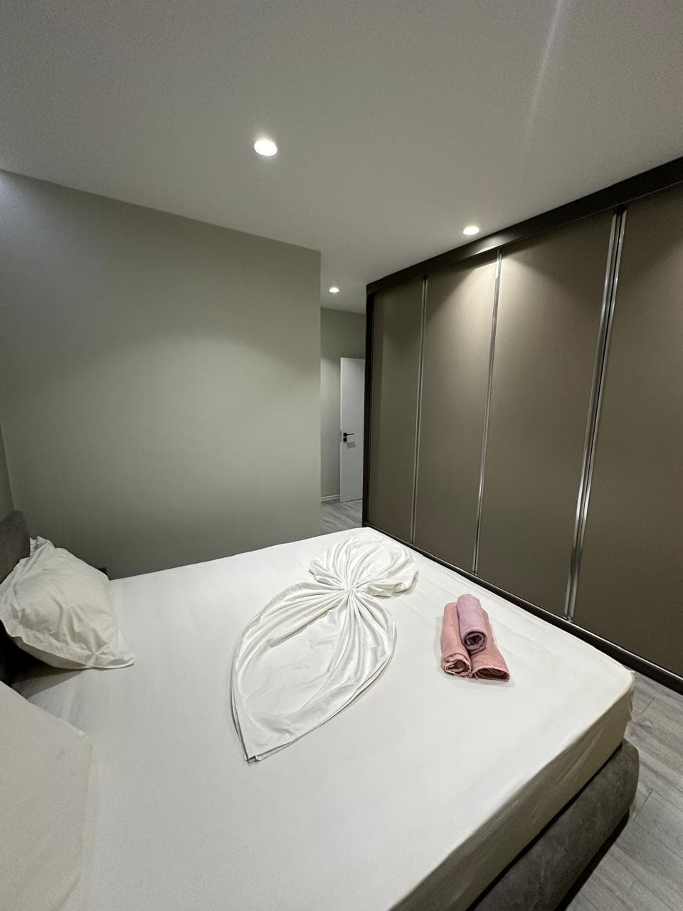 Apartament 2+1 me Qira në Kamëz - 600€ | 105 m² 4