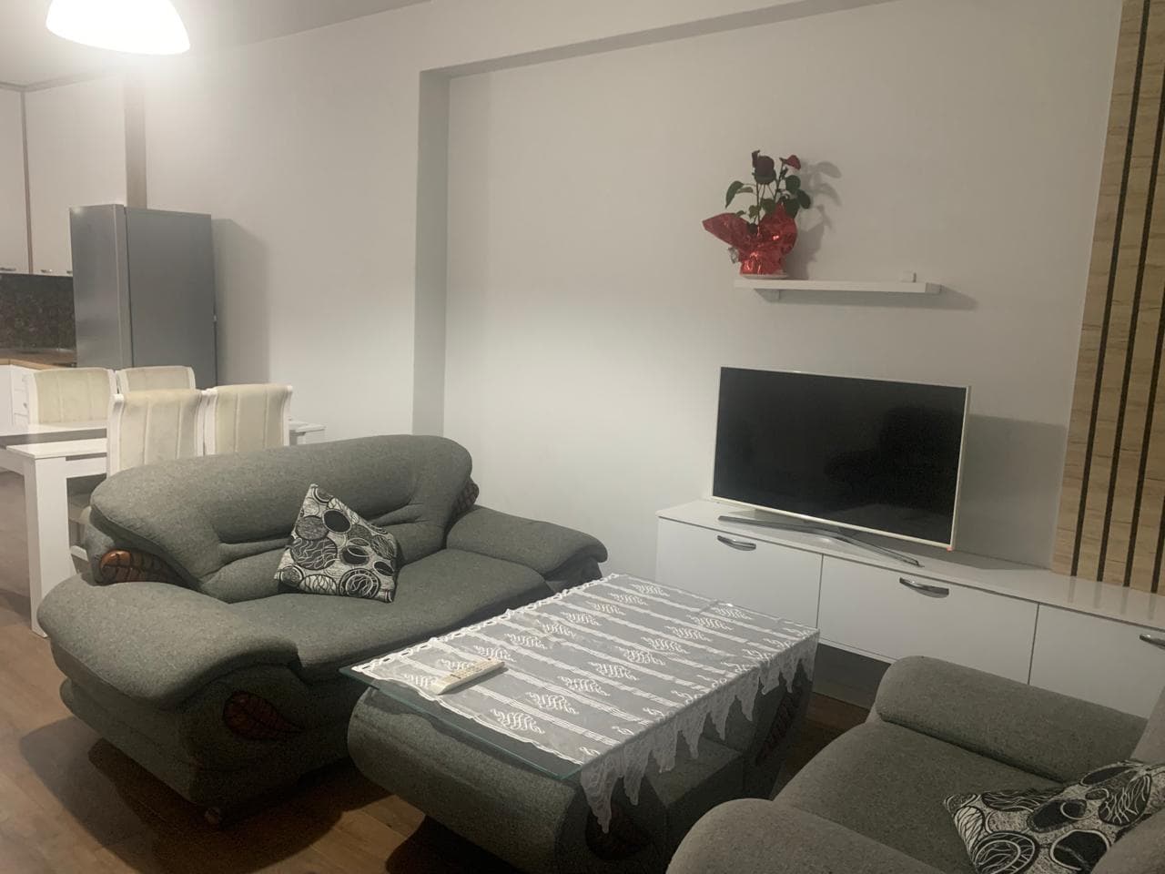 Apartament 2+1 me Qira në Kamëz - 40,000 leke | 128 m² 2