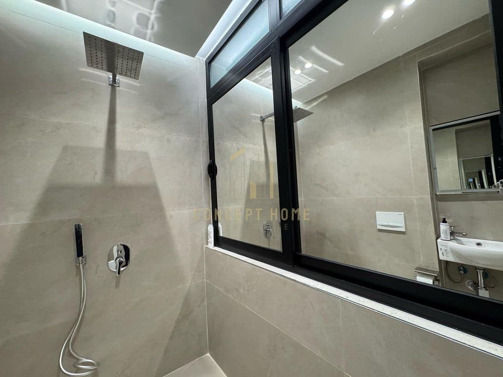 Apartamente ne shitje 1+1 dhe Studio - prane Pazarit te Ri 4