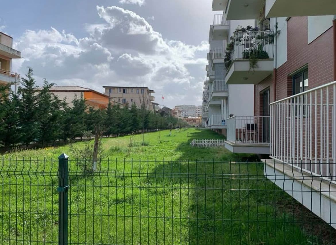 Shitet apartament 1+1 ne Astir 2