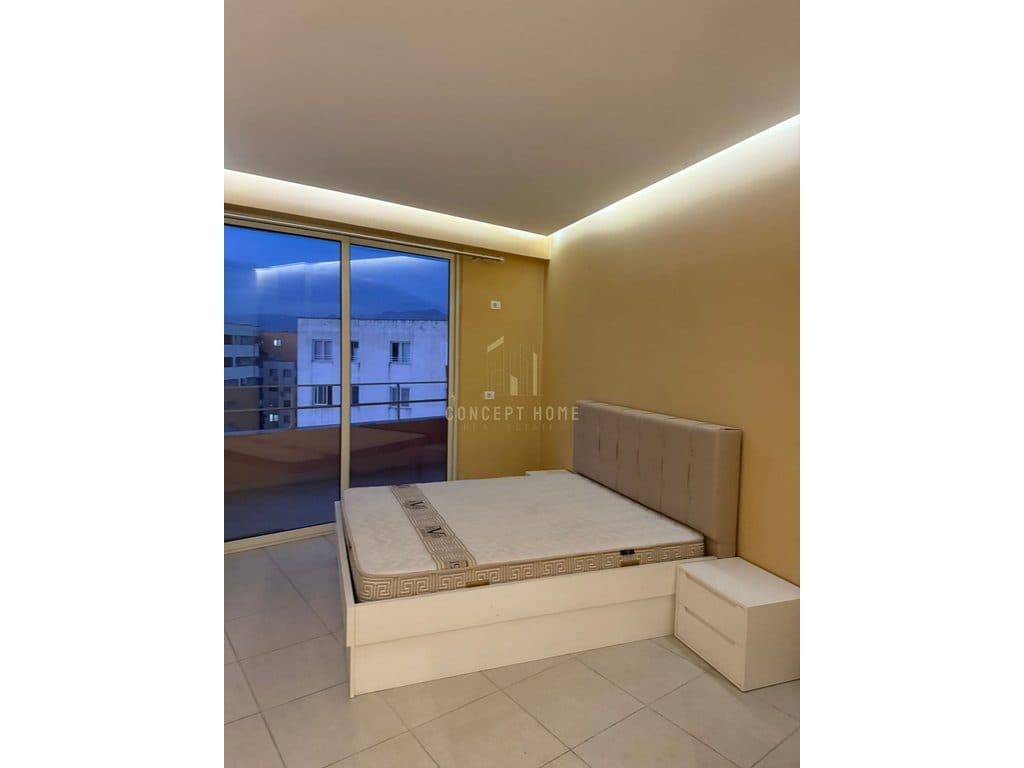 Shitet Apartament ne Astir 2