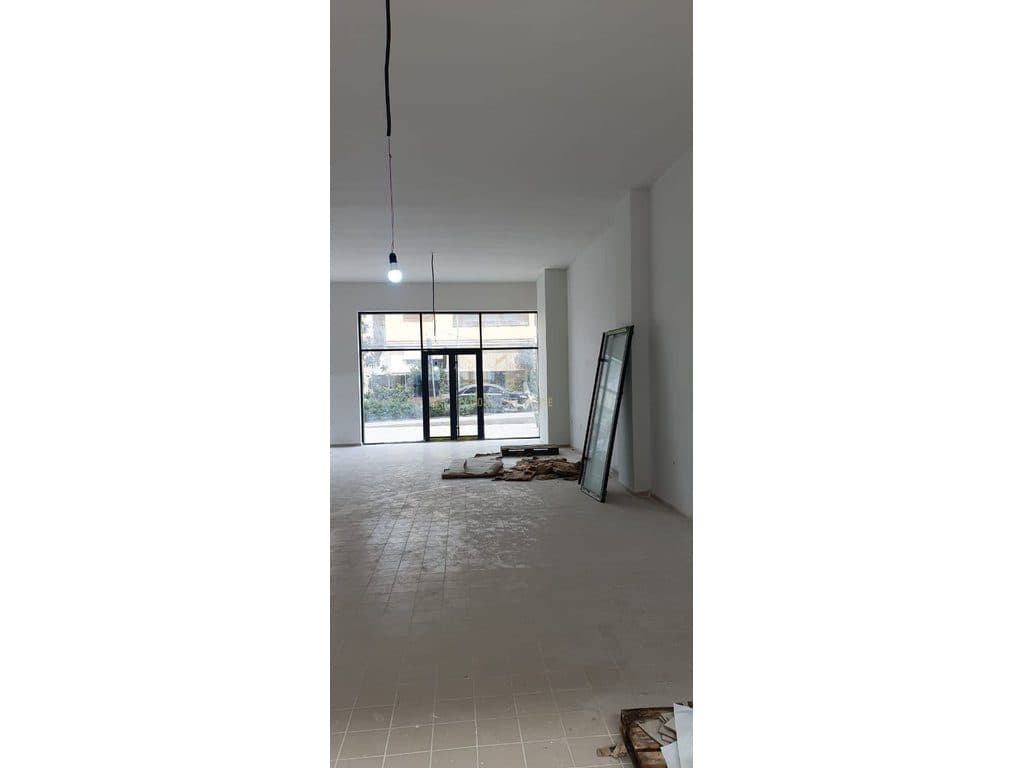Jepet ambient me qera tek Relux Rezidence 2