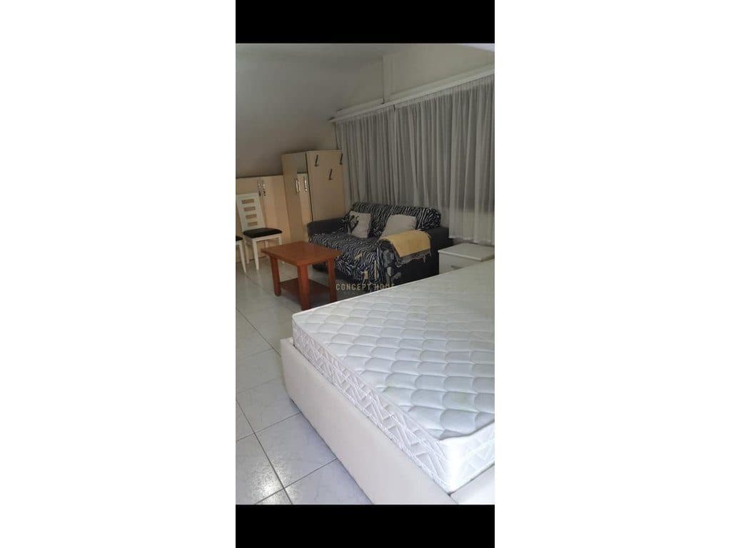 Jepet me qira garsionere tek Rr.Dervish Hima , prane stadumit Air Albania 2